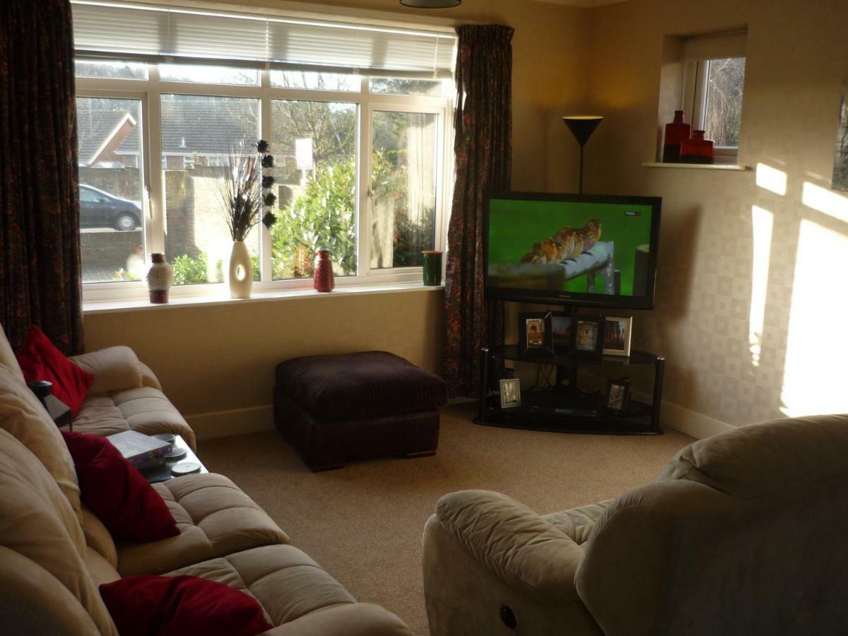 De La Warr Guest House Bexhill-on-Sea ภายนอก รูปภาพ