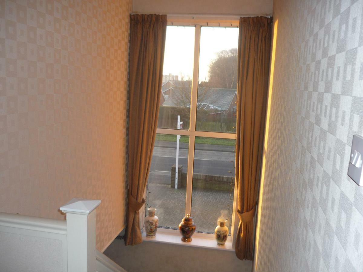 De La Warr Guest House Bexhill-on-Sea ภายนอก รูปภาพ